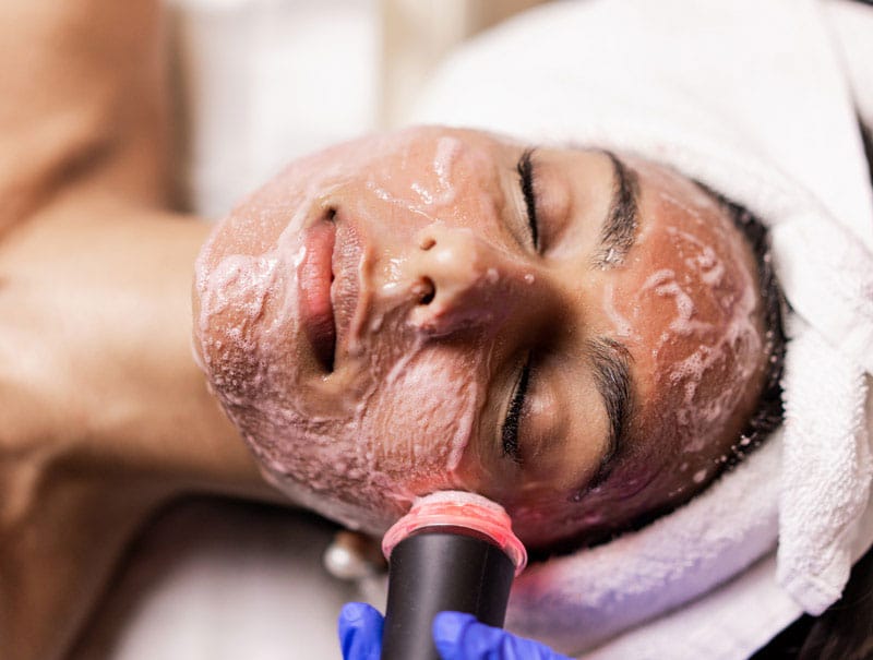 Oxygeneo facial